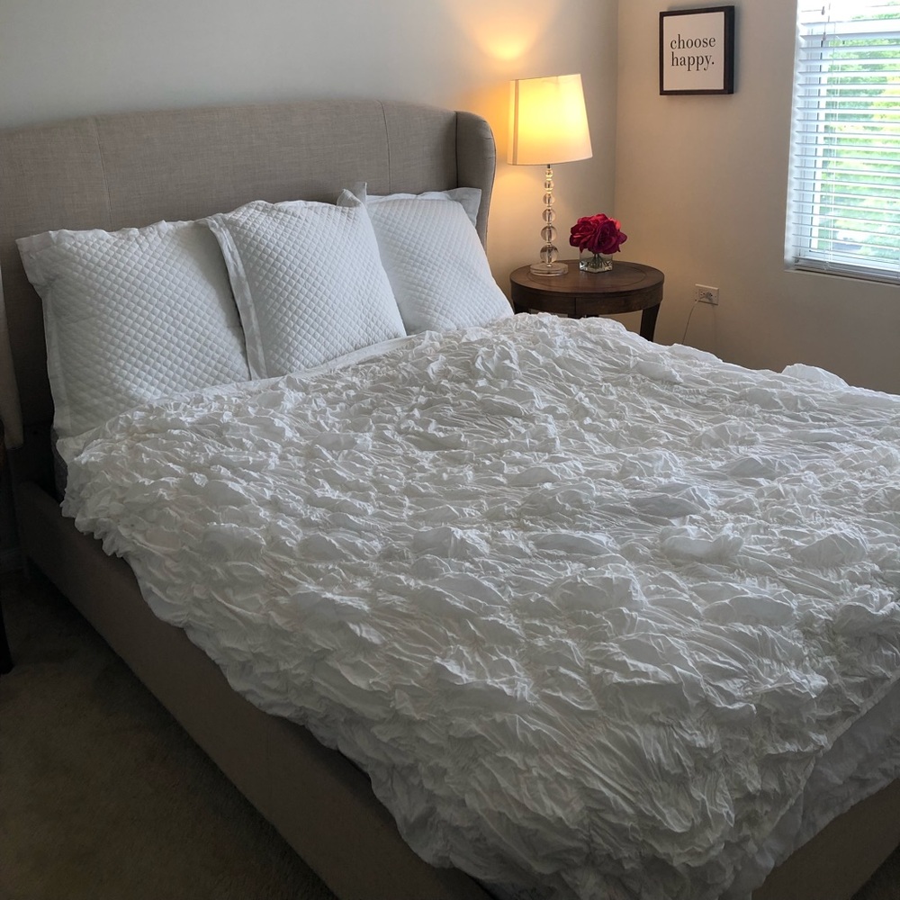 Nicole Miller Home Full Queen White Duvet cover